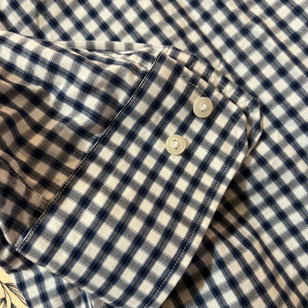 3/$25 💋 Nautica Blue and White Plaid Button Down Shirt Size 2XL - Picture 6 of 9